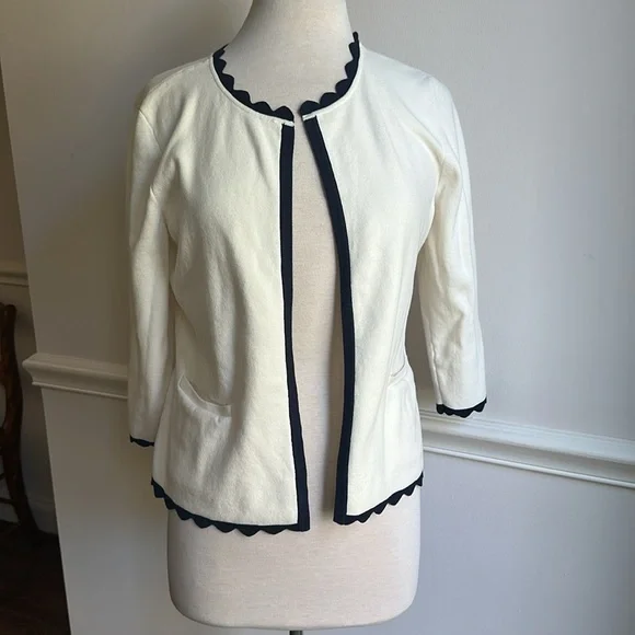 1901 knit Ivory black cotton Scallop Edge Open Front cardigan sweater medium EUC - Picture 2 of 9
